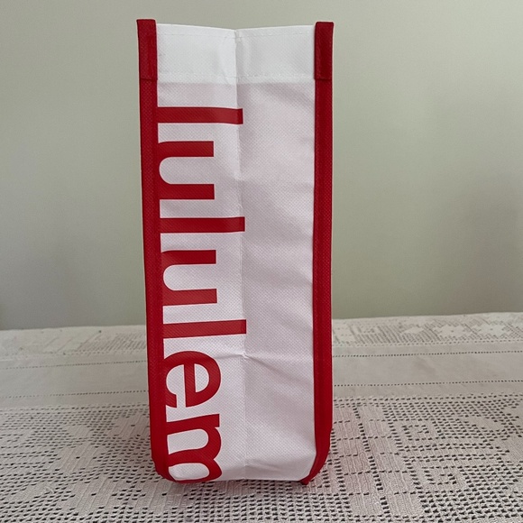 NEW Lululemon red & white small reusable tote bag - Picture 5 of 6